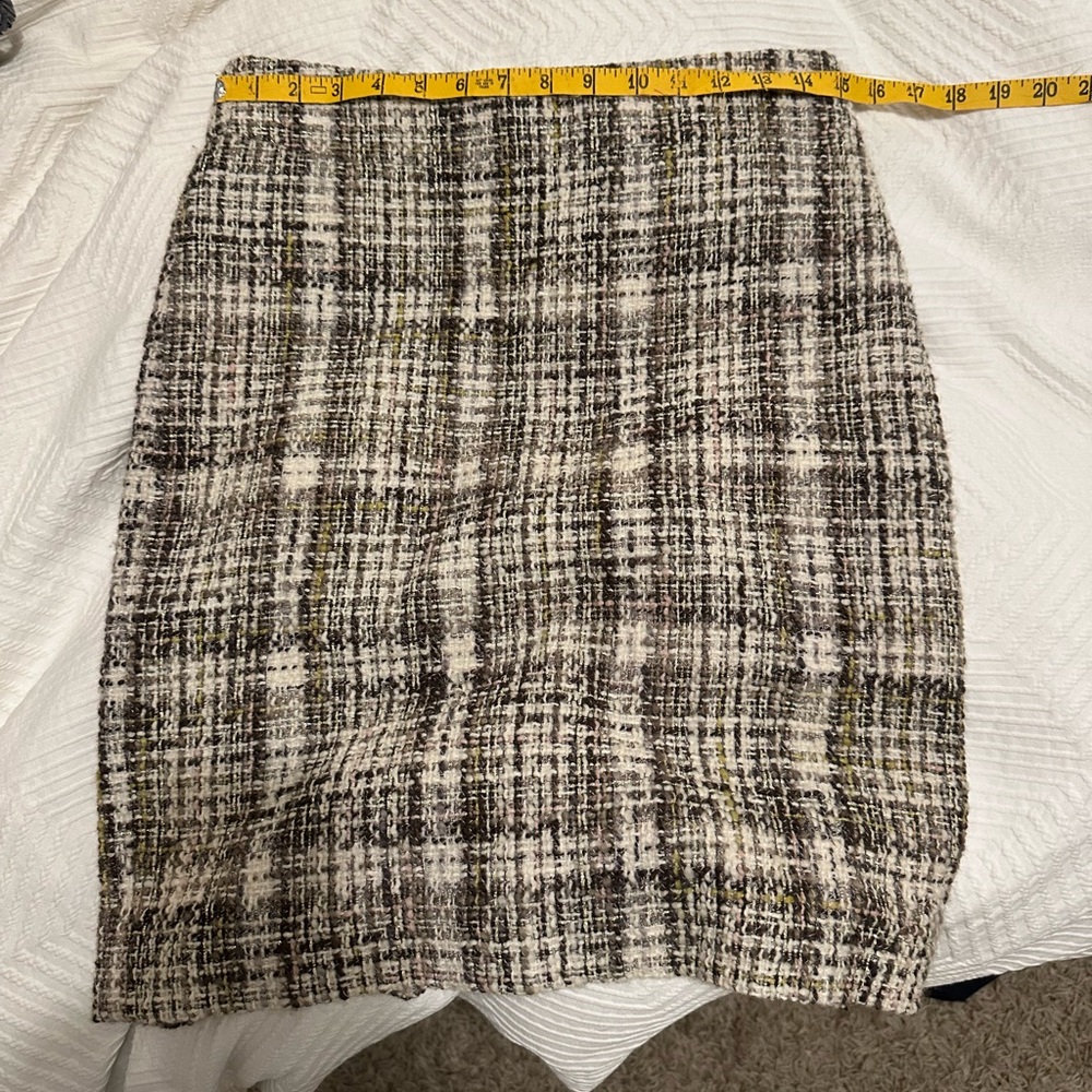 J. Crew Cream Tweed Metallic Gold Pencil Skirt
